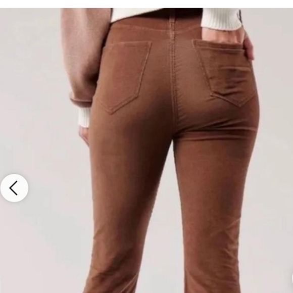 Hollister brown flare wide bell bottom high rise stretch corduroy pants, size 15 - Picture 4 of 6